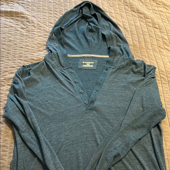Express aqua blue/green V-Neck lightweight pullover - Picture 2 of 2